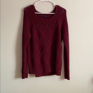 Maroon sweater